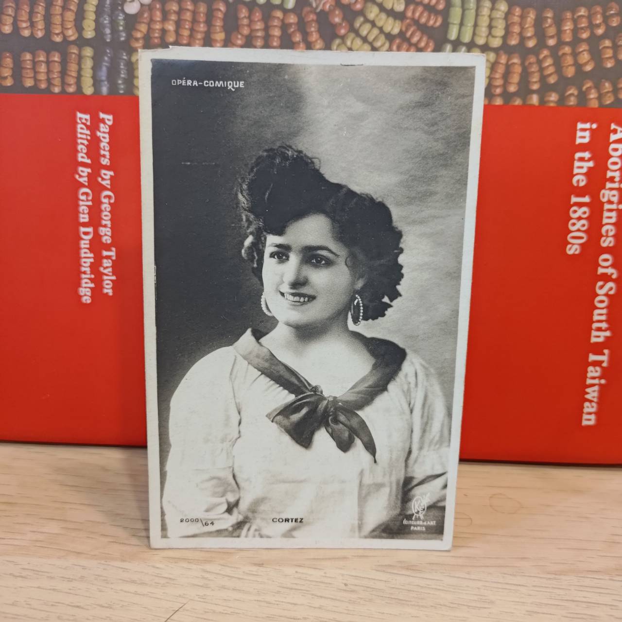 Opera Comique postcard 喜歌劇院明信片